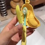 محافظ مسواک و نگهدارنده خمیر دندان مسافرتی طرح موز - تصویر 5