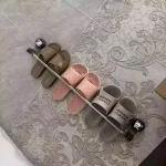 میله نگهدارنده حوله و دمپایی چند کاره بازشو - تصویر 2